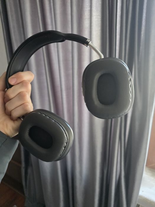 Наушник сатылады