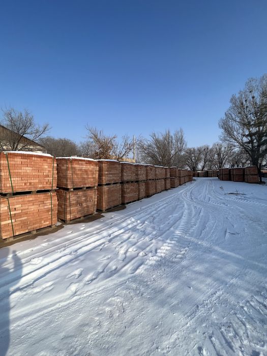 Керамический жженный кирпич