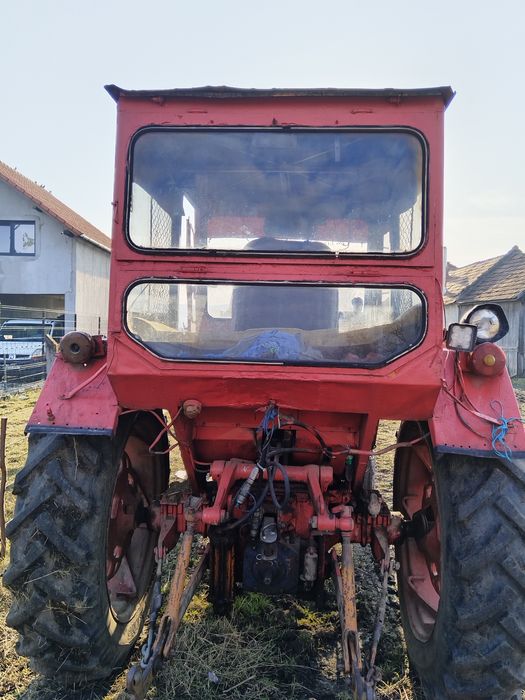 Tractor 650 cu frontal