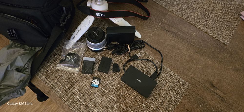 Canon EOS R50 White + 18-45mm + Гаранция + Пълен комплект аксесоари