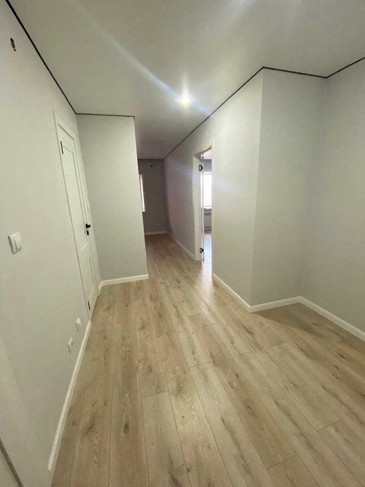 Продам 2 комн. кв., студия., район Жас Оркен