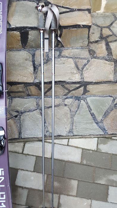 Schiuri SALOMON,clapari SALOMON ,Bete de 120 cm.Husa ptr.schiuri .