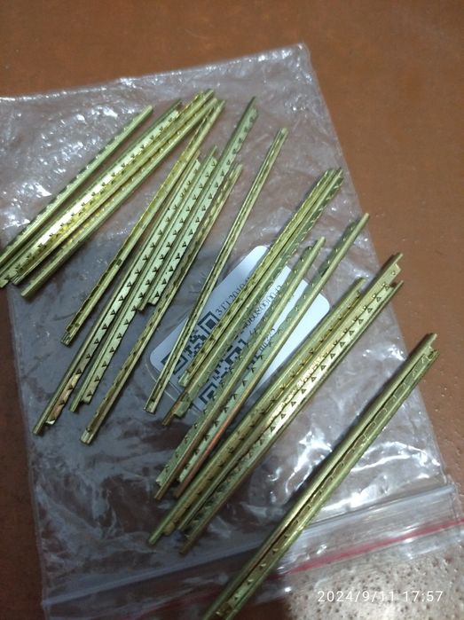 Набор для акустической или классической гитары