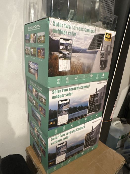 Vand camera de supraveghere dubla solara cu conexiune 4g