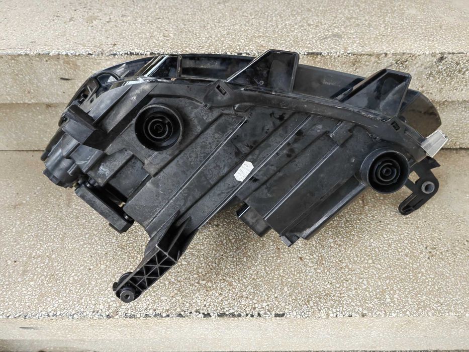 Фарове VW T-Roc ляв десен / Фар Т-Рок / Фар T-Roc Оригинални