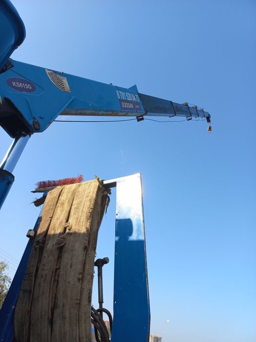 Манипулятор Астана. Пирамида. Вылет 22 м.