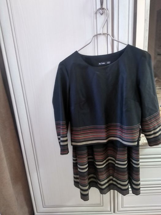 Продам платья, костюмы