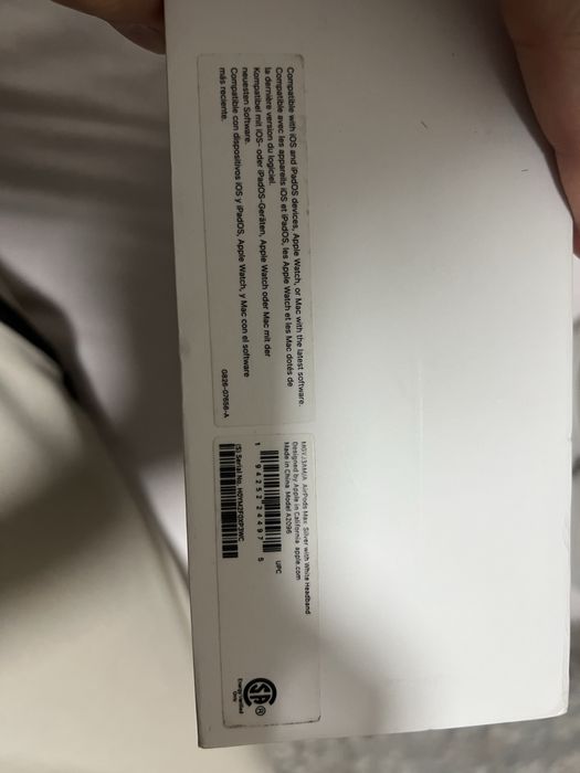 Airpods max разъем лайтнинг