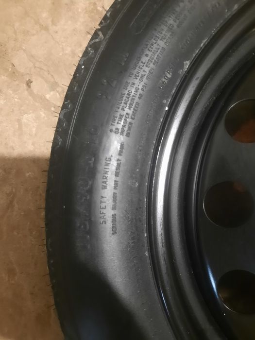 Vând roata de rezerva pentru BMW seria 3