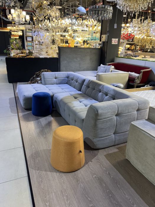 Бескаркасные диваны и кресло