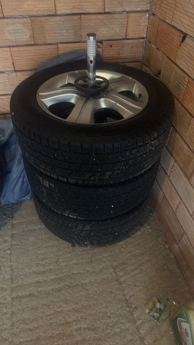 Гуми и джанти за mercedes ml w164  Цената е на евро чисто нови