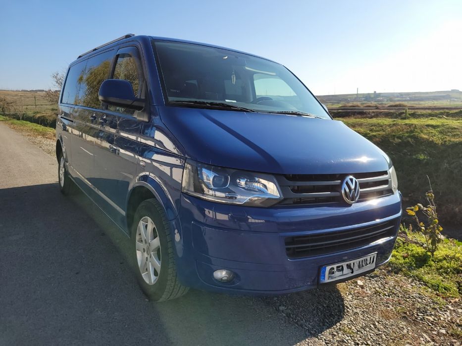 Inchiriere microbuz  8+1