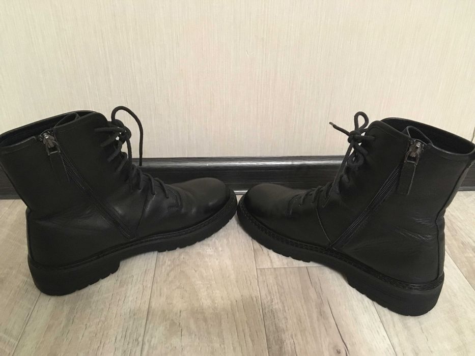 Демиссезонные ботинки