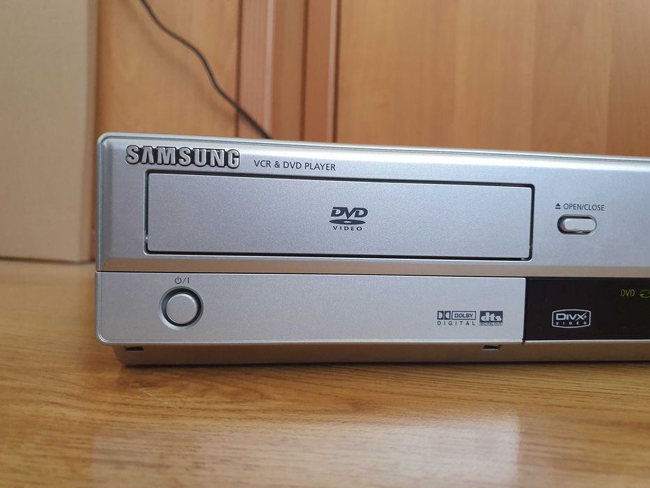 Система  -SAMSUNG DVD-V5600
