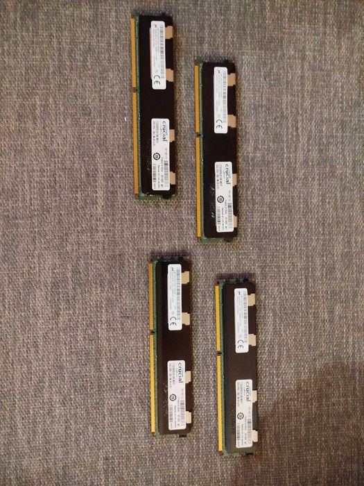 Kit 128GB RAM Server ECC Registered DDR3 – 4×32GB Crucial Micron – Workstation / Xeon