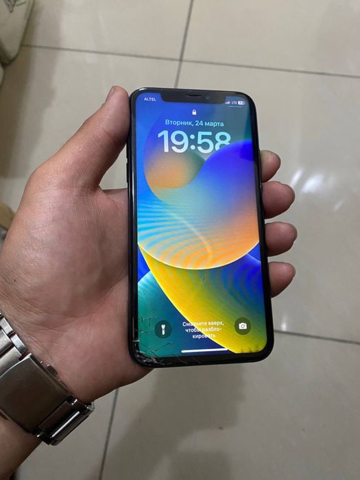 Apple iPhone X Black