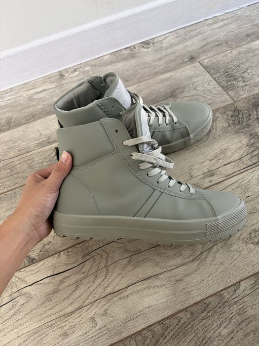 Осенние ботинки Zara
