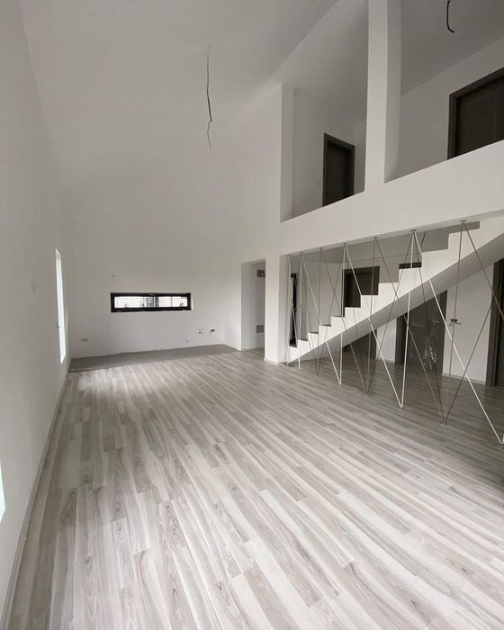 Casa 4 dormitoare Dezvoltator