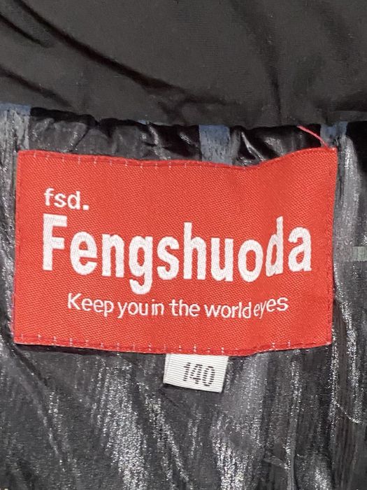 Куртка на девочку зимняя