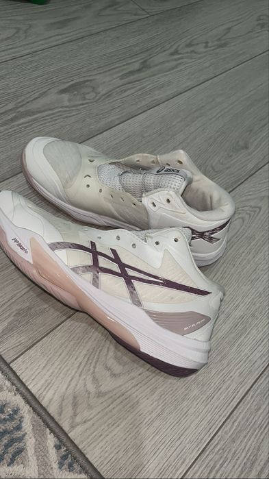 ASICS скай роза элайт