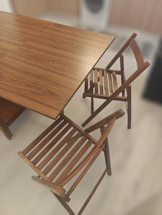 Set Masă Pliabilă (tip consolă) + 4 Scaune incluse – Ideală spații mici