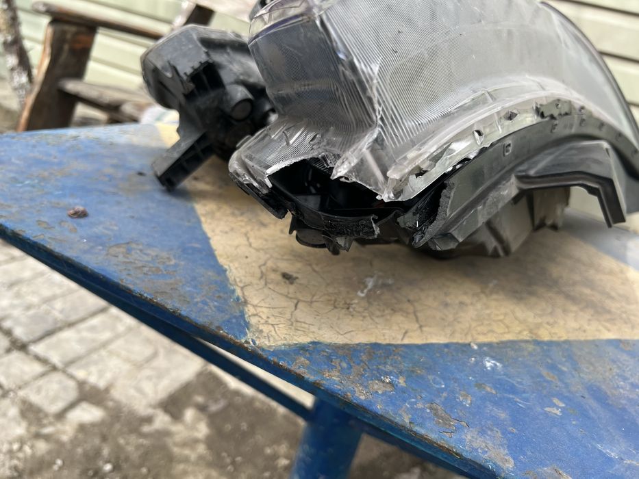 Капот Kia K5 2025 года