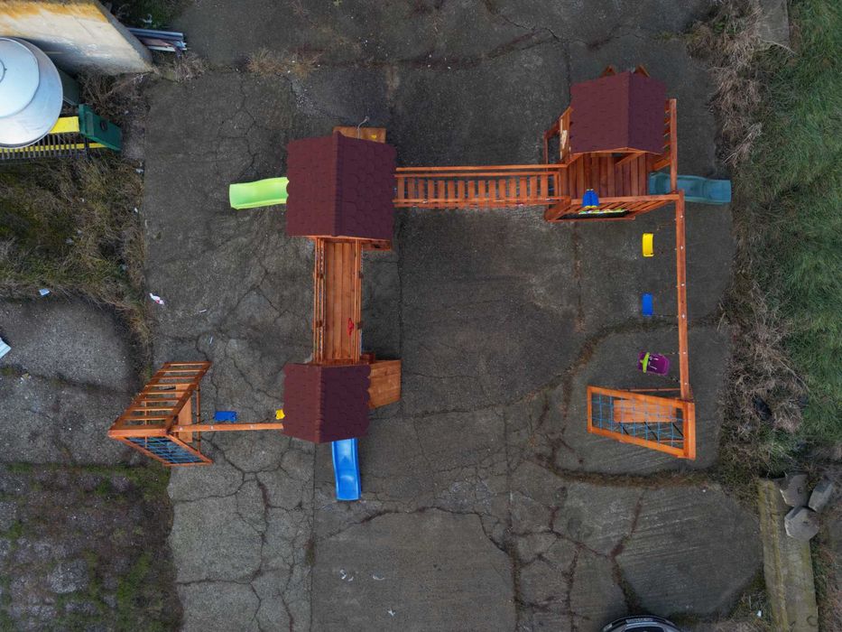 Locuri de joaca copiii