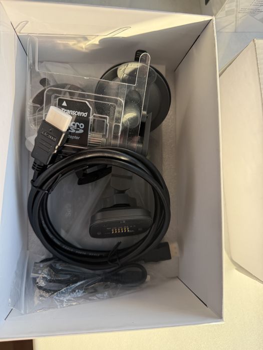Продам новый навигатор Navitel E707 magnetic