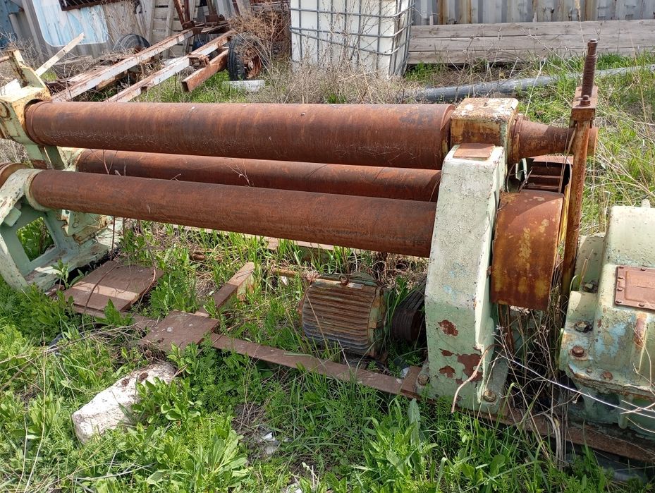 Продам гелитину листогиб фрезерный станок