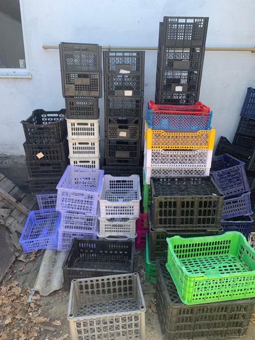 Продам пластиковые ящики