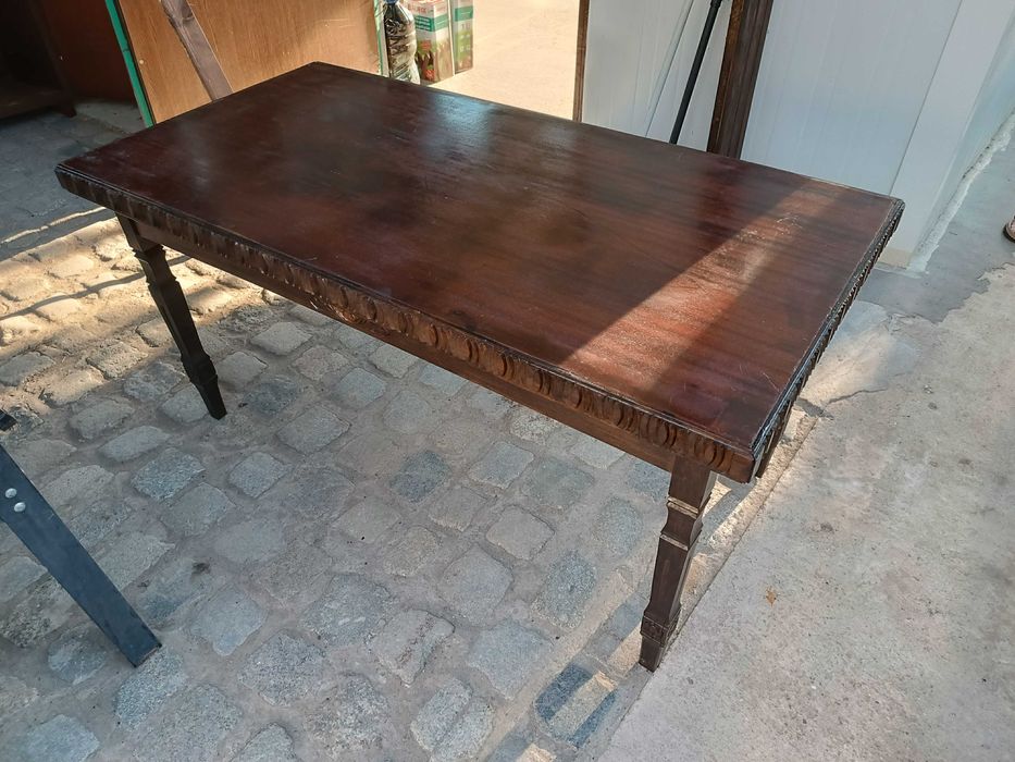 Маса 120 х 60 височина 60см.