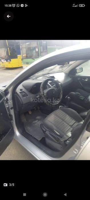 Рено ,2007.       1.6 обем