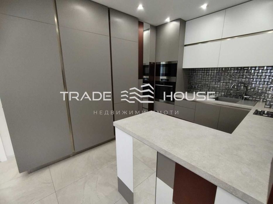 Дава се под наем Двустаен апартамент в Пловдив, Тракия - 70 кв.м за 459 € - Снимка #4