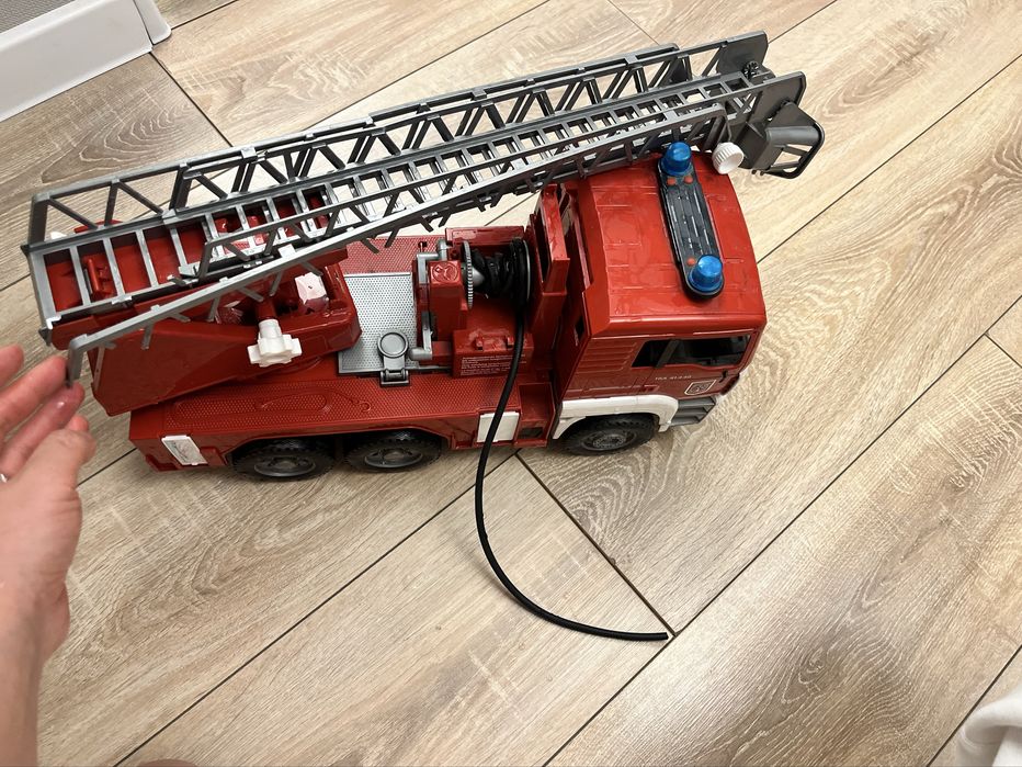 Пожарная машина Bruder