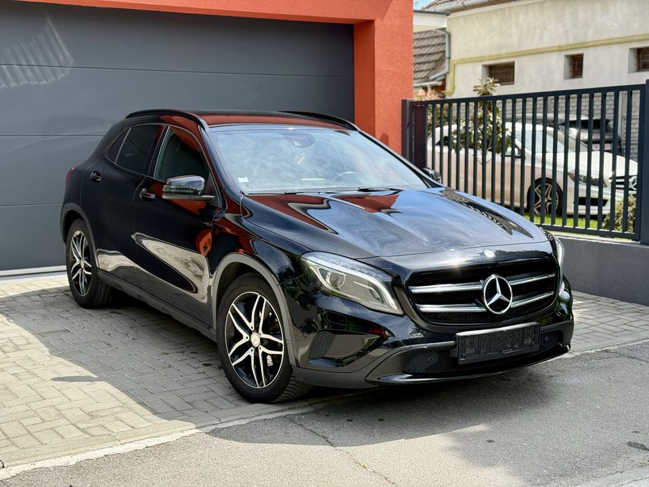 Mercedes GLA 200d 136 Cp 2015 Euro 6 | Navi mare | BiXenon | Jante AMG | Rate fixe |