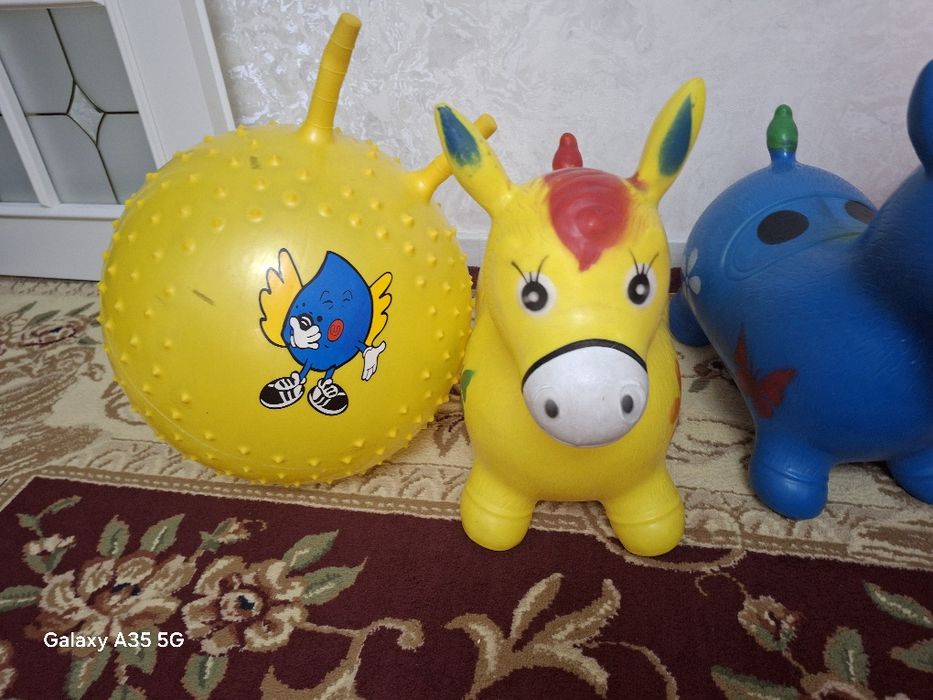 Продаются надувные игрушки