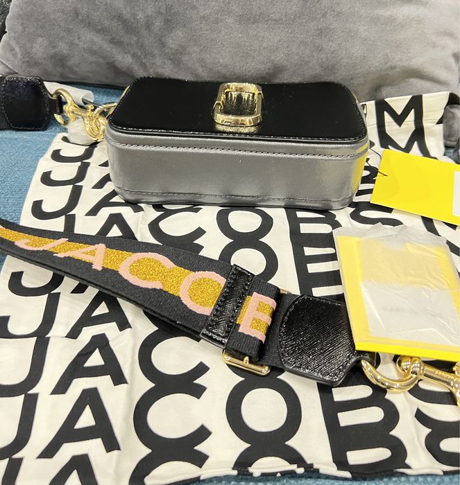 Mark Jacobs The snapshot camera bag.100%ориг.Със сериен номер,етикети!