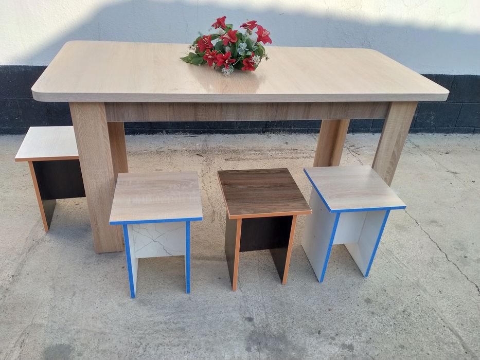 Корпусная мебель Табуретки по 2000