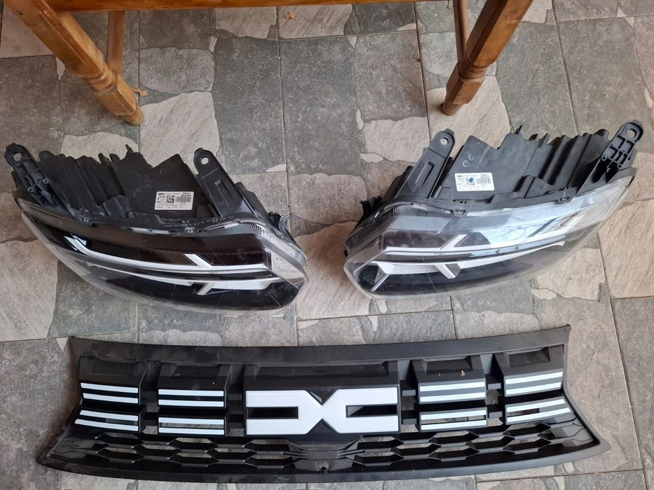 Set, Lampi spate Y, Faruri cu grila Far Dacia Duster Hjd/ Bara fata 20
