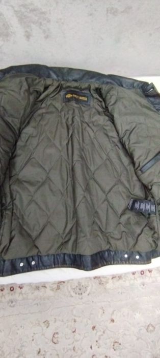 Продается кожанная куртка