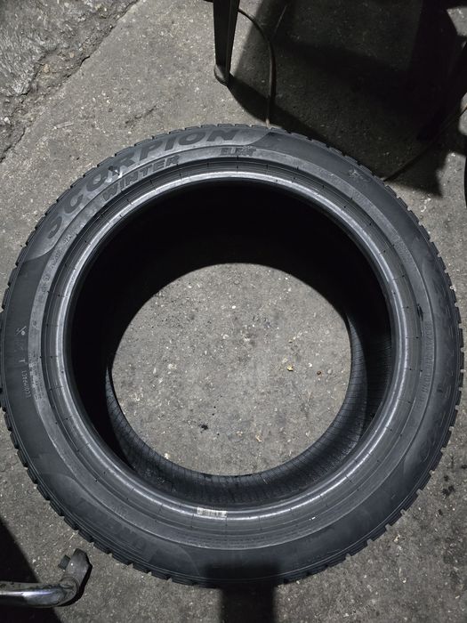 Anvelope Pirelli 255 45 19