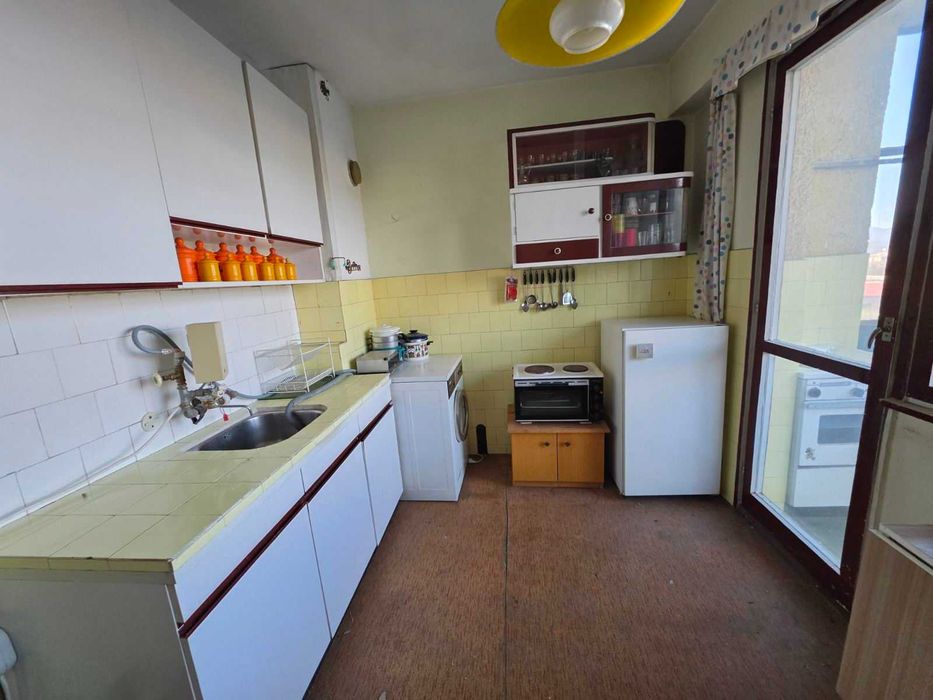 Продава се Двустаен апартамент в Казанлък - 65 кв.м за 1154 €/кв.м - Снимка #4