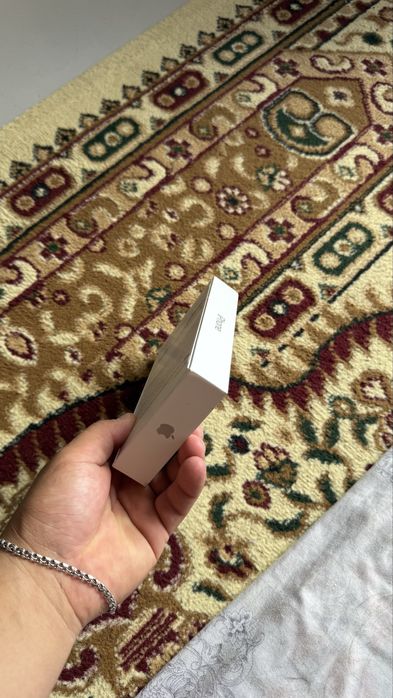 Iphone 16 pro max 256 г емкаст 93