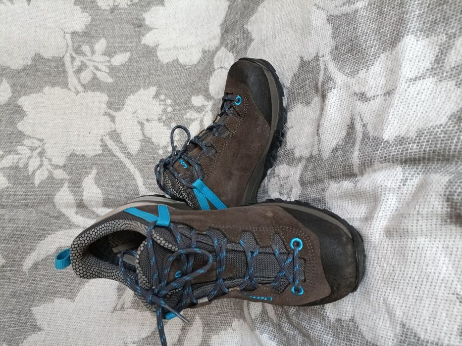 Semighete Lowa Sassa GTX Wo's 37 1\2