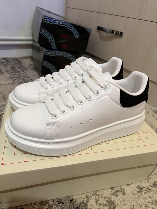 Alexander Mcqueen 42