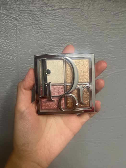 Dior Backstage Glow Face Palette в оттенке 001 Universal