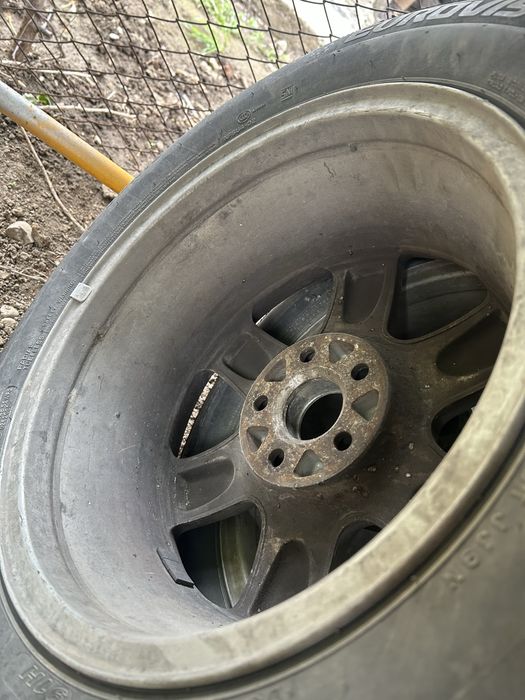 Гуми с лети джанти 15”