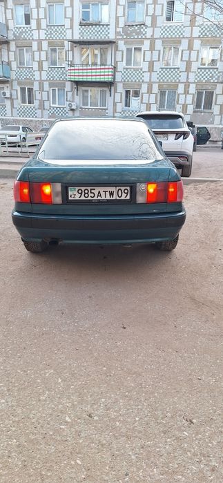 Продам Ауди 80 б4