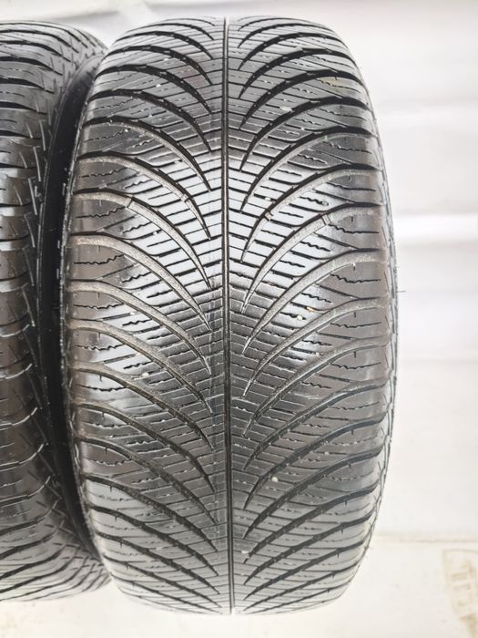 Anvelope 215/55/17 all season M+S GOODYEAR Vector 4 Seasons