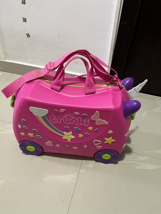 Valiza trunki noua
